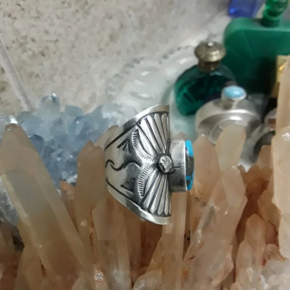 🚫SOLD🚫Vtg Sterling Navajo Turquoise Ring - Picture 8 of 8